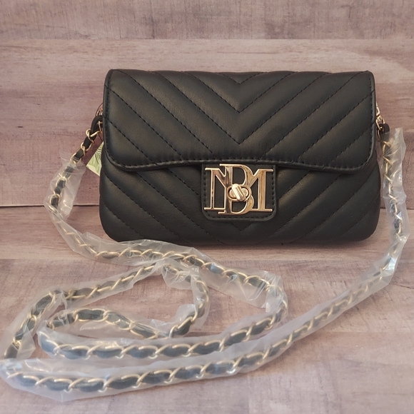 1 DAY SALE! NWT Badgley Mischka Small Black Quilted Vegan Crossbody Bag/Clutch - Picture 15 of 16